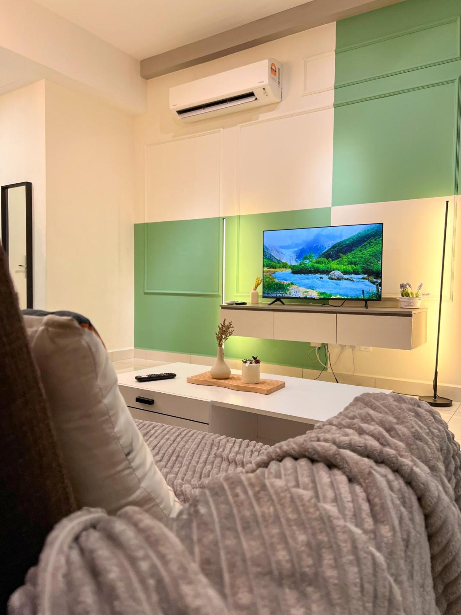 Modern Suites IArte@Mont Kiara I2B1.5B I3 PAX Kuala Lumpur Exterior foto