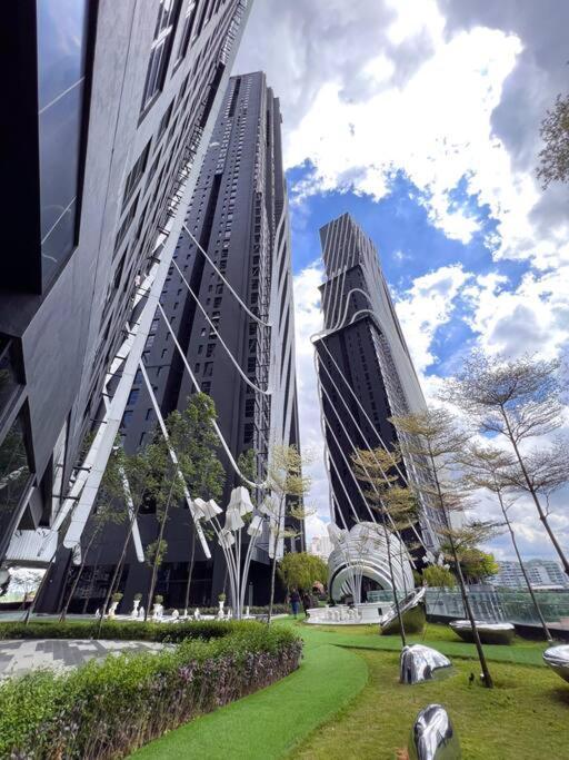 Modern Suites IArte@Mont Kiara I2B1.5B I3 PAX Kuala Lumpur Exterior foto